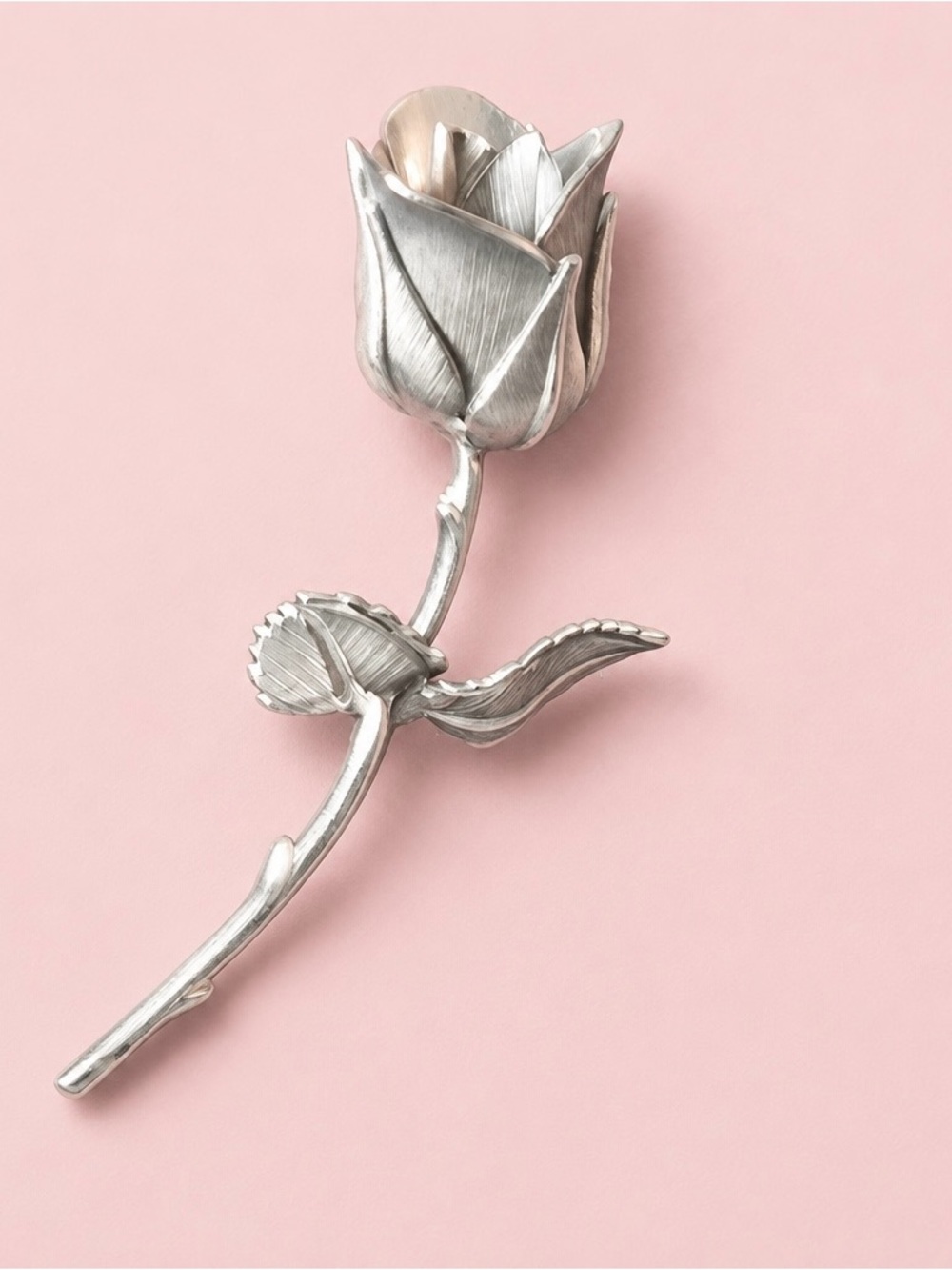 Signed by GIOVANNI on the
Back stem 3 dimensional rose on a stem